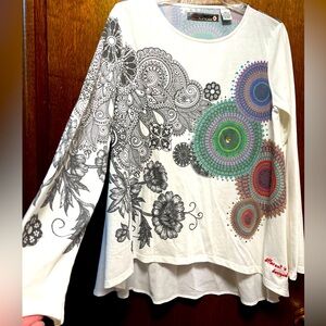 Desigual shirt nice detail